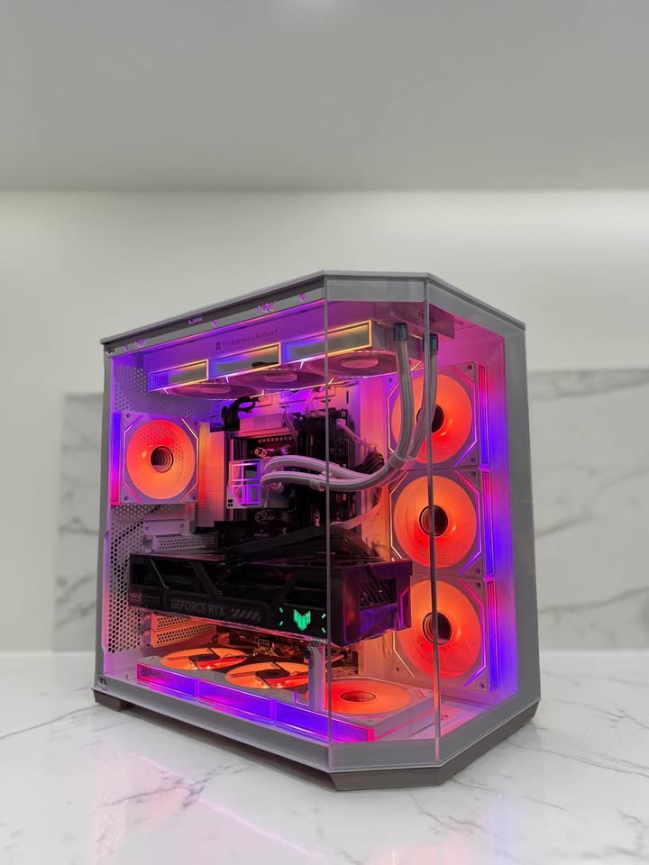 PC GAMER RTX 5080 - RYZEN 7 9800X3D